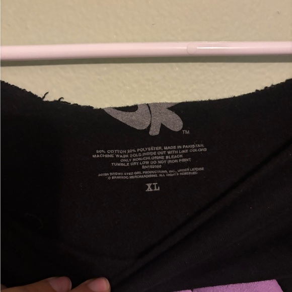 Olivia Rodrigo Guts Tour Merch - Black Cropped Sweatshirt - Picture 2 of 3